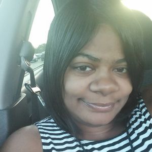 Meet your Posher, Felisha